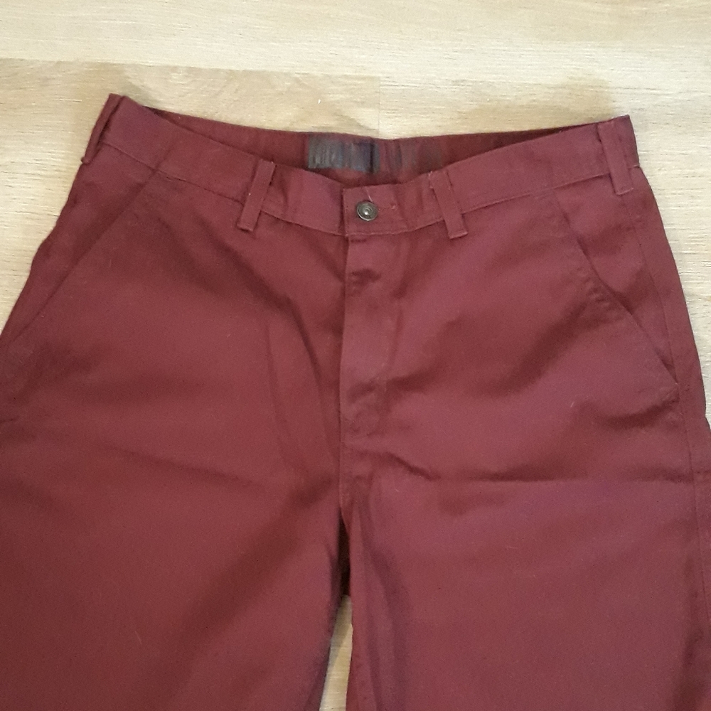 Zumiez FREEWORLD 11" Chino Shorts Burgundy Red -  Size 34 Men's Casual Shorts - Picture 6 of 9